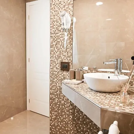 Bed & Breakfast Madame Canard Baveno